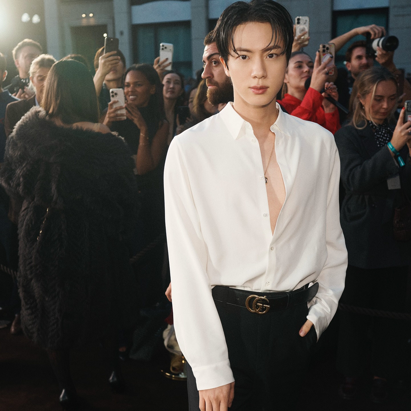 Jin in Milan · La Famiglia premiere